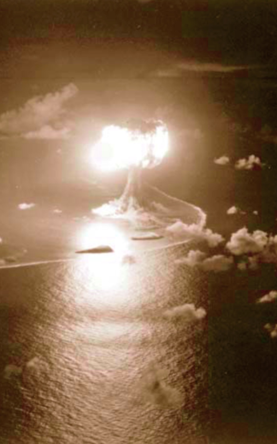 Operation Sandstone nuclear test on the Eniwetok Atoll 